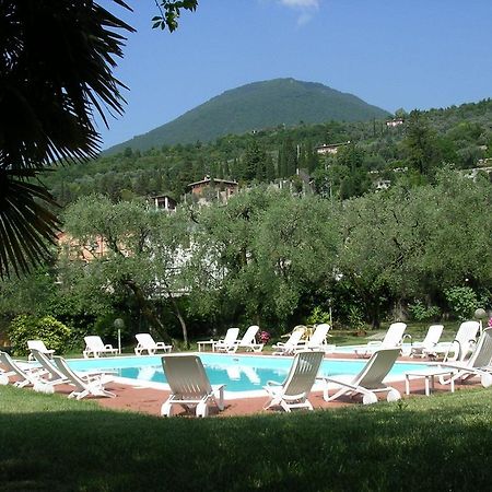 Borgo Antico Apartments Тосколано Мадерно Екстериор снимка