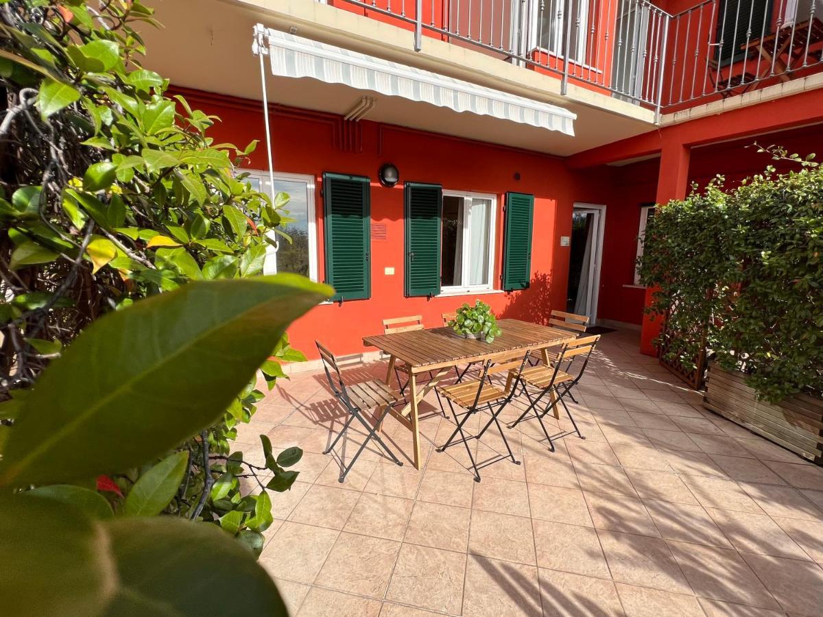 Borgo Antico Apartments Тосколано Мадерно Екстериор снимка
