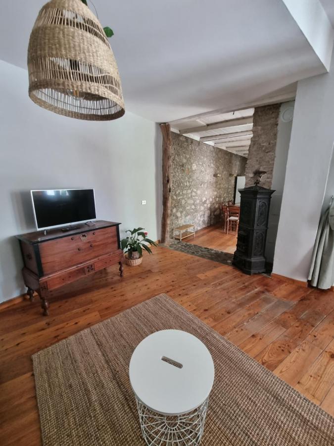 Borgo Antico Apartments Тосколано Мадерно Екстериор снимка